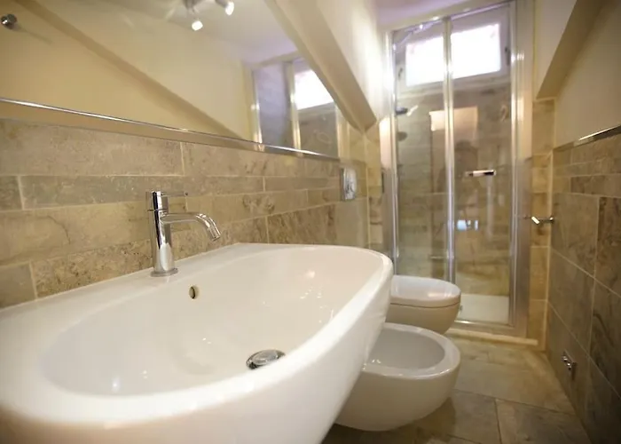 Ampio Bilocale Centralissimo, Appartement Florence