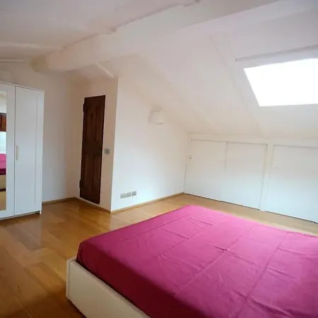 Apartment Ampio Bilocale Centralissimo, Florence